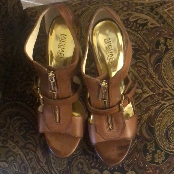 Michael Kors shoes - Picture 1 of 6